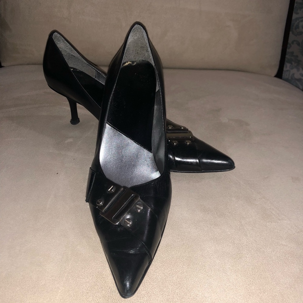 Nine West Black Leather Heels 9M Pre-owend
